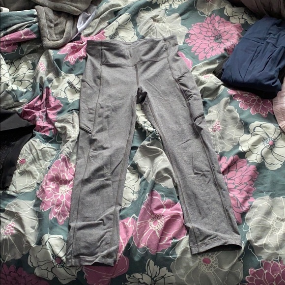 Lululemon grey leggings - Picture 1 of 3